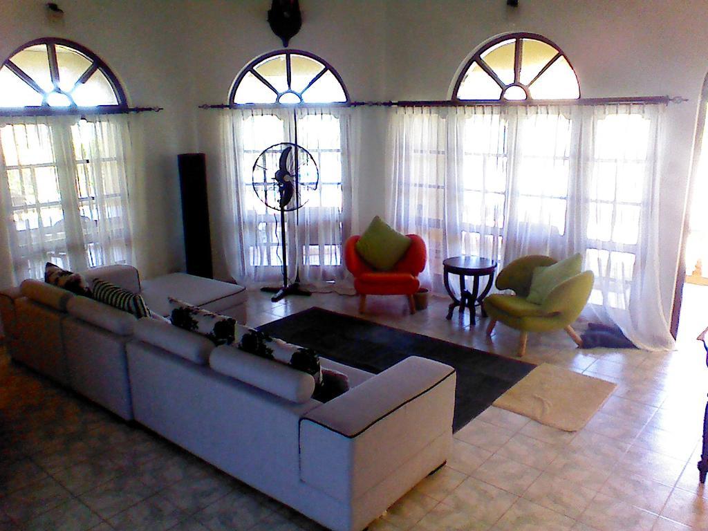 Villa Sea Breeze Kepungoda Buitenkant foto