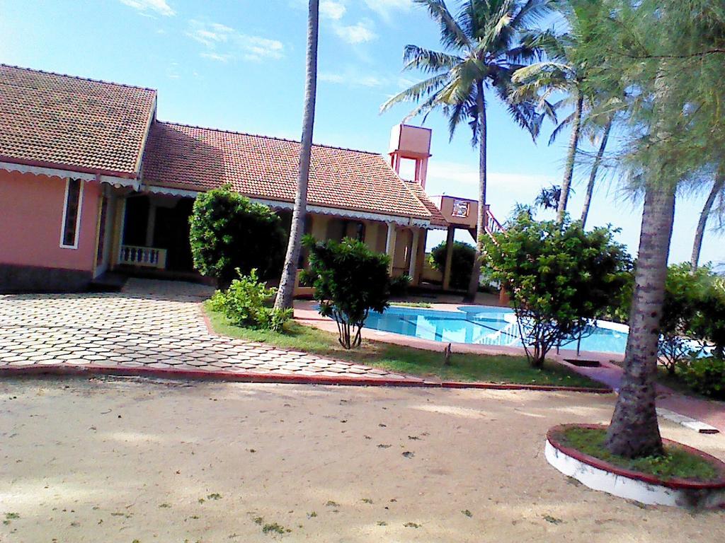 Villa Sea Breeze Kepungoda Buitenkant foto
