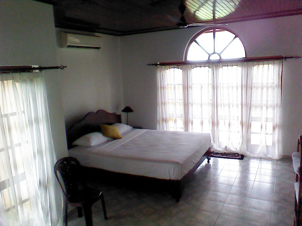 Villa Sea Breeze Kepungoda Buitenkant foto